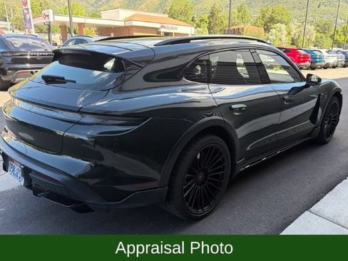 Certified 2022 Porsche Taycan Cross Turismo AWD/4WD image 3