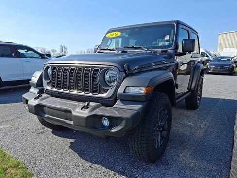 Used 2026 Jeep Wrangler Sport S image 2