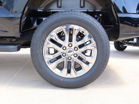 New 2025 Ford F150 Lariat w/ Equipment Group 502A High image 20