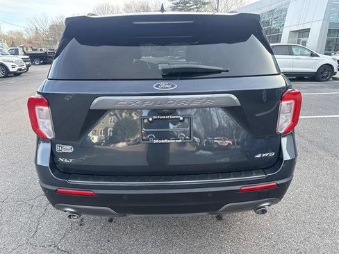 Certified 2022 Ford Explorer XLT w/ Equipment Group 202A image 4