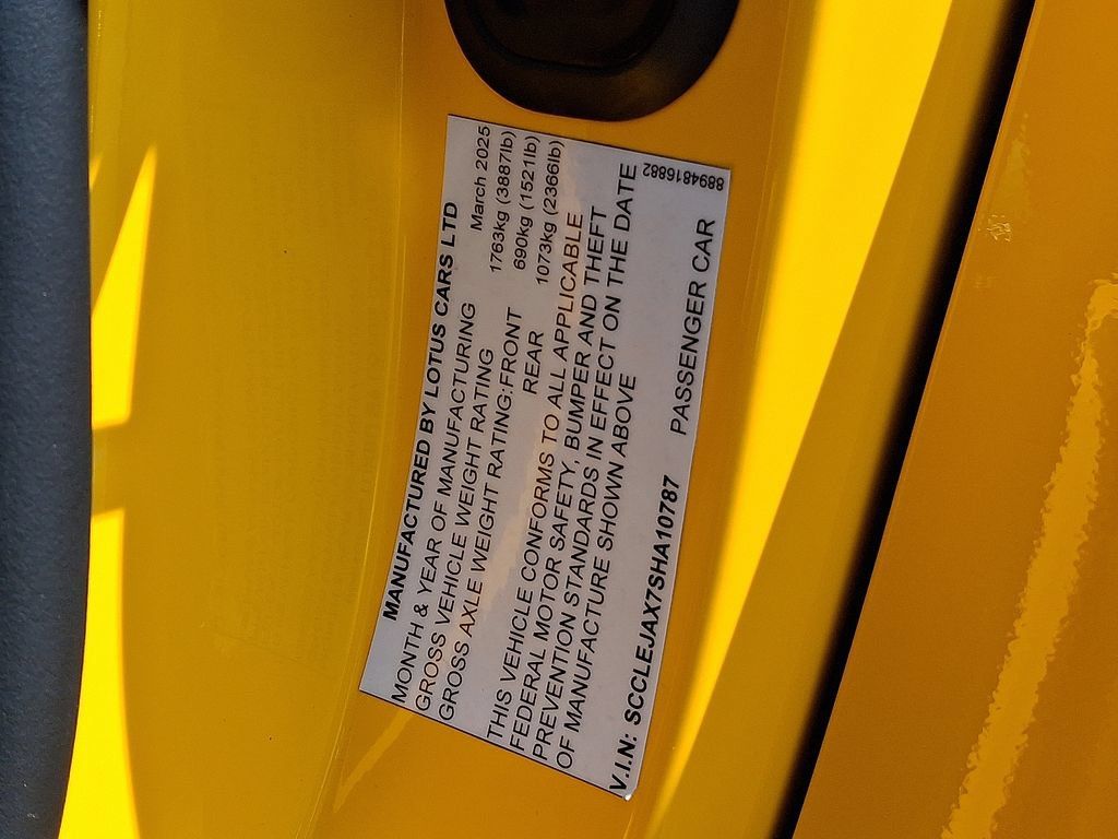 Used 2025 Lotus Emira RWD image 29