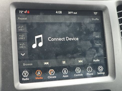 Used 2020 Jeep Cherokee Trailhawk w/ Cold Weather Group image 18