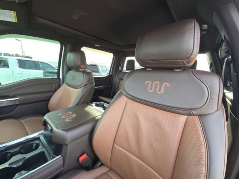 Used 2025 Ford F350 King Ranch w/ FX4 Off-Road Package image 22