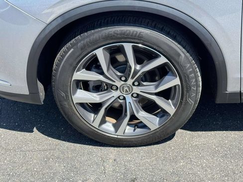 Used 2023 Acura MDX SH-AWD w/ Technology Package image 9