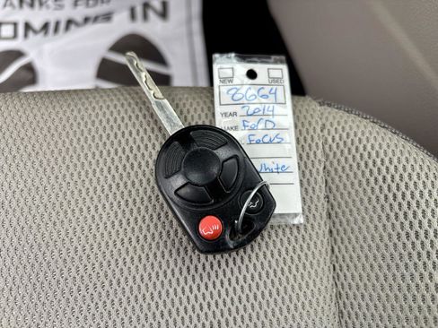 Used 2014 Ford Focus SE FWD image 17