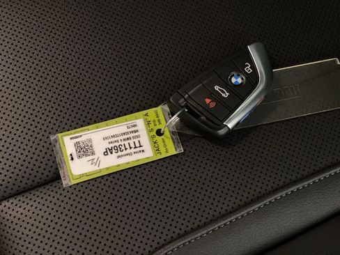 Used 2026 BMW 430i Coupe w/ M Sport Package RWD image 42