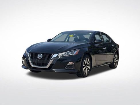 Used 2021 Nissan Altima 2.5 SV w/ SV Premium Package FWD image 21