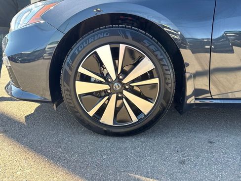 Used 2022 Nissan Altima 2.5 SV image 24