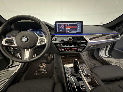 Used 2023 BMW 540i xDrive w/ M Sport Package AWD/4WD image 14