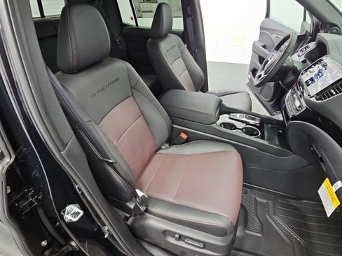 New 2026 Honda Ridgeline Black Edition image 43