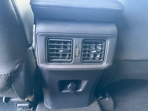 Used 2020 Toyota RAV4 LE w/ Carpet Mat Package AWD/4WD image 28