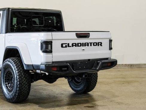 Used 2023 Jeep Gladiator Sport AWD/4WD image 40