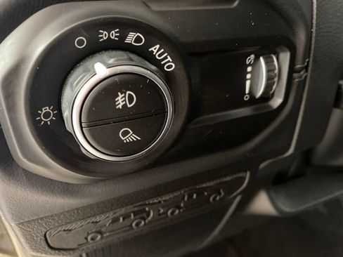 Used 2026 Jeep Gladiator Mojave AWD/4WD image 31