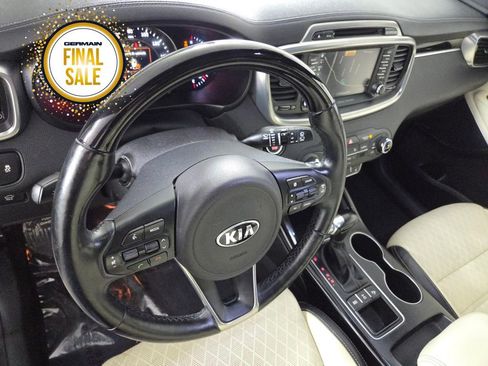 Used 2016 Kia Sorento SX image 14