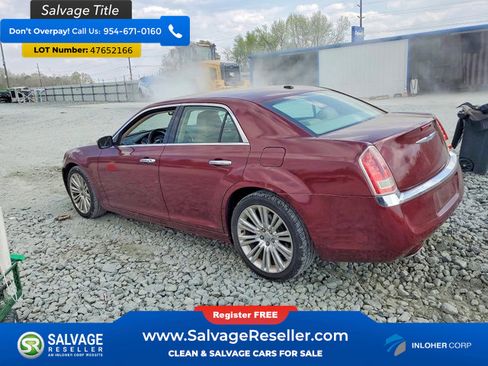 Used 2012 Chrysler 300 Limited RWD image 3