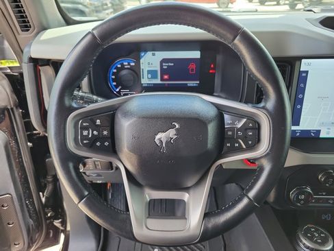 Used 2023 Ford Bronco Badlands AWD/4WD image 28