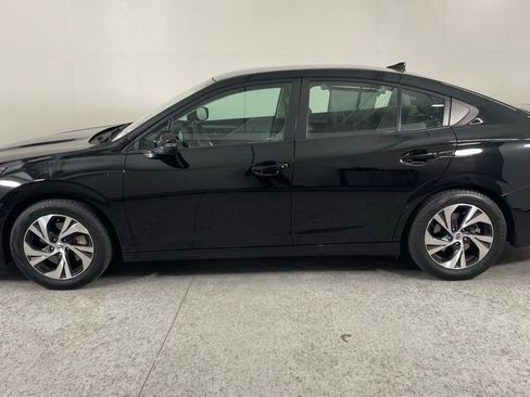 Used 2023 Subaru Legacy Premium image 6