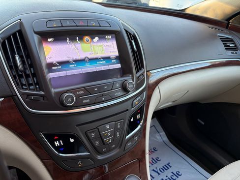 Used 2016 Buick Regal Premium w/ Driver Confidence Package #2 image 29