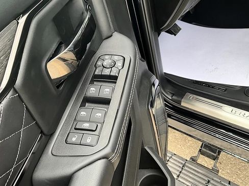 New 2026 RAM 3500 Limited AWD/4WD image 16