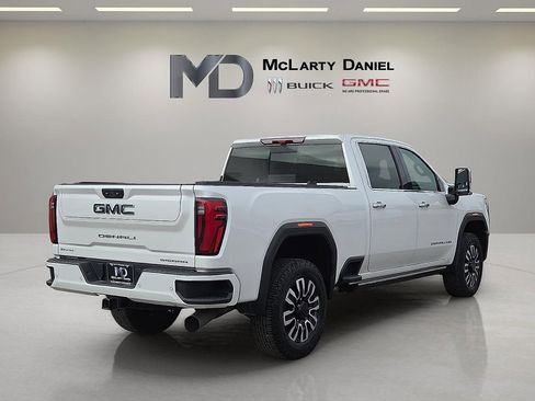 Used 2024 GMC Sierra 2500 Denali Ultimate w/ Max Trailering Package image 5