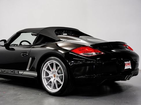 Used 2011 Porsche Boxster Spyder RWD image 31