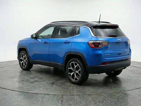 Used 2025 Jeep Compass Limited AWD/4WD image 6