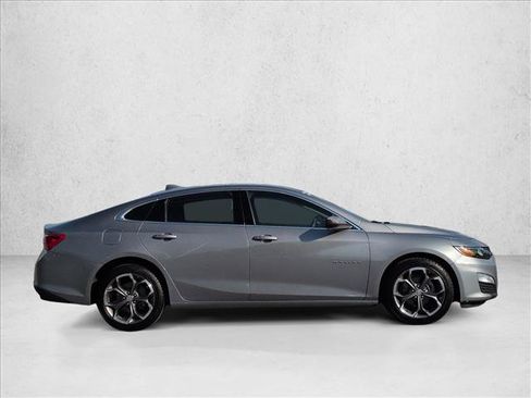 Used 2024 Chevrolet Malibu LT FWD image 4