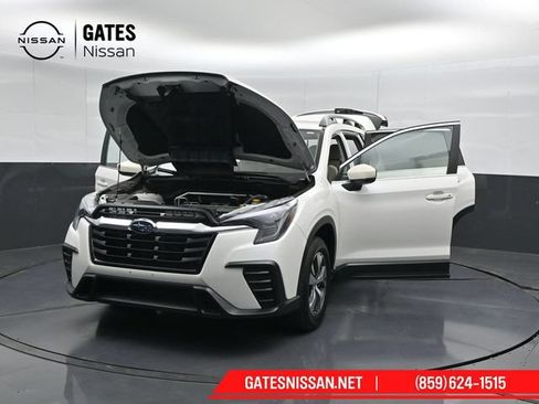 Used 2025 Subaru Ascent Premium AWD/4WD image 58