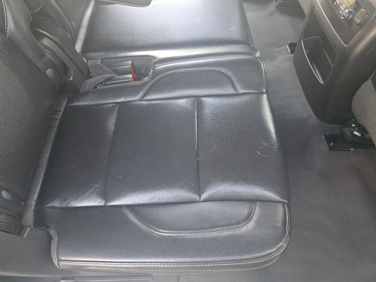 Used 2019 GMC Yukon XL SLT AWD/4WD image 36