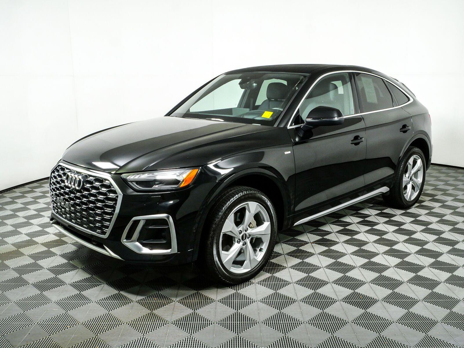 Used 2023 Audi Q5 2.0T Prestige w/ Prestige Package AWD/4WD image 27