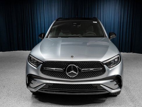 New 2026 Mercedes-Benz GLC 300 4MATIC image 2