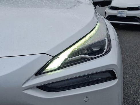 Used 2023 Toyota Mirai w/ Advanced Technology Package RWD image 9