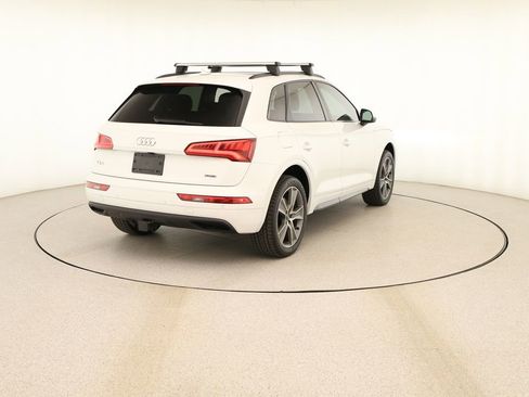 Used 2020 Audi Q5 2.0T Premium Plus w/ Premium Plus Package AWD/4WD image 6