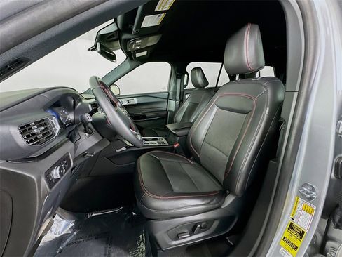 Used 2023 Ford Explorer ST-Line w/ Class IV Trailer Tow Package image 21