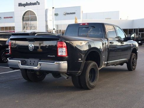 Used 2024 RAM 3500 Tradesman w/ Chrome Appearance Group image 5