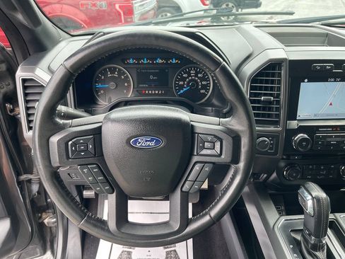 Used 2017 Ford F150 XLT w/ Equipment Group 302A Luxury AWD/4WD image 40