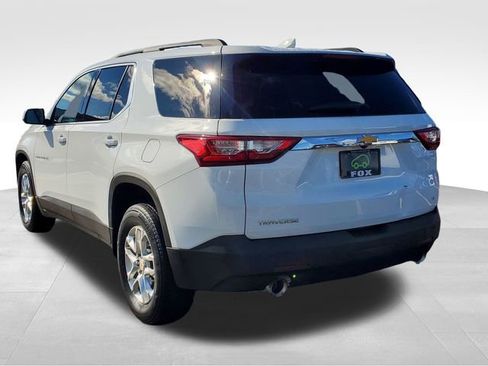 Certified 2021 Chevrolet Traverse LT FWD image 3