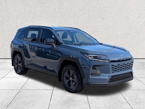 Used 2026 Toyota RAV4 LE AWD/4WD image 1