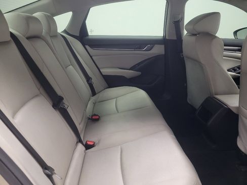 Used 2019 Honda Accord LX image 19