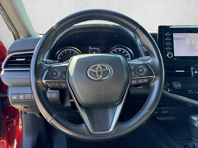 Used 2024 Toyota Camry SE w/ Convenience Package FWD image 17