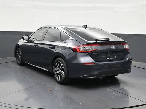 Used 2023 Honda Civic LX image 3