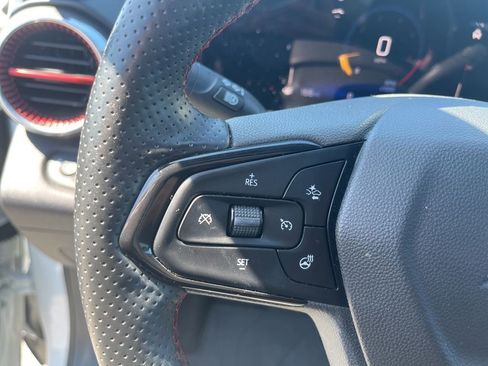 Used 2024 Chevrolet Trax RS w/ Driver Confidence Package FWD image 11