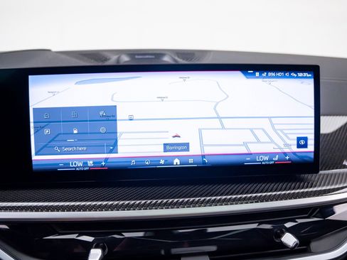 Used 2025 BMW X7 M60i AWD/4WD image 28