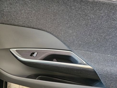 Used 2024 Lucid Air Pure RWD image 6