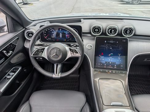 Used 2023 Mercedes-Benz C 300 4MATIC Sedan image 17