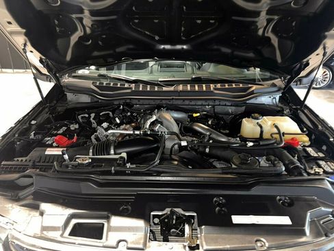Used 2022 Ford F250 Lariat w/ Tremor Off-Road Package AWD/4WD image 9