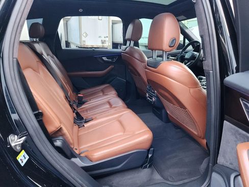 Used 2017 Audi Q7 3.0T Prestige w/ Prestige Package image 21