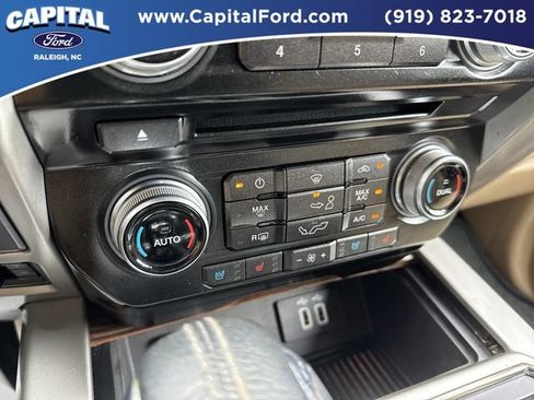 Used 2016 Ford F150 Lariat w/ Equipment Group 502A Luxury AWD/4WD image 29