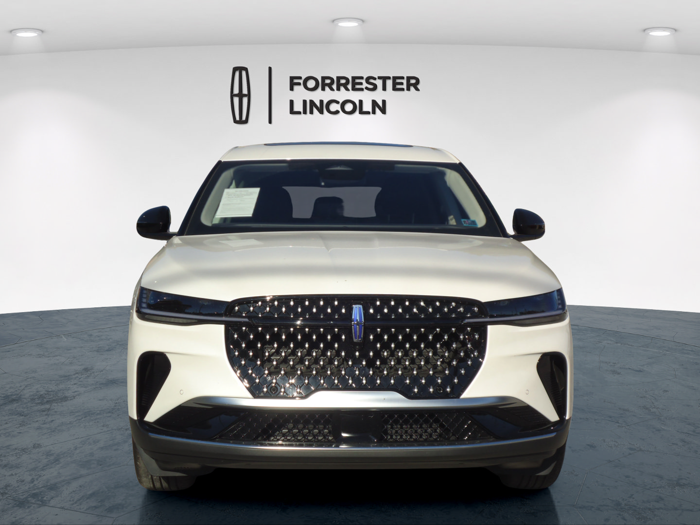 Used 2026 Lincoln Nautilus Premier w/ Equipment Group 102A AWD/4WD image 8
