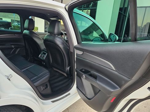 Used 2024 Maserati Grecale GT image 24